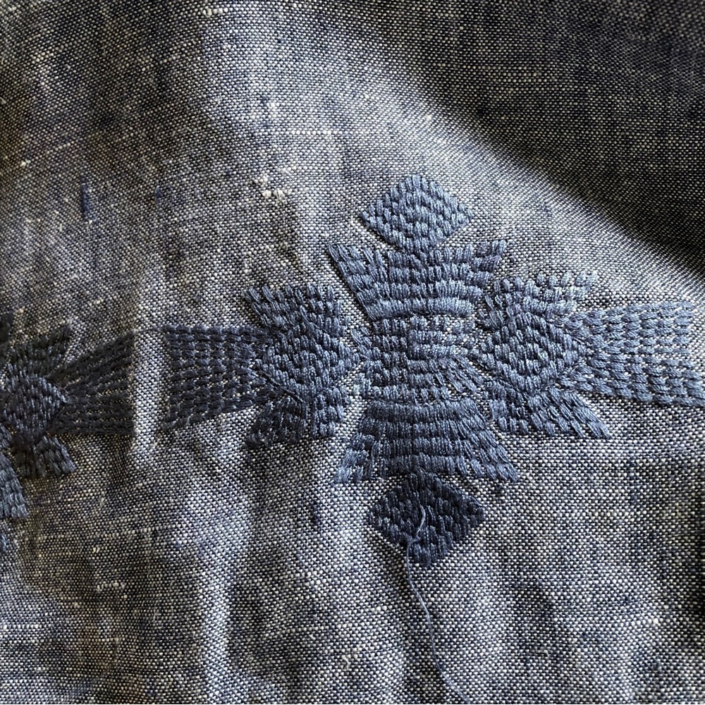 Artisan NY Embroidered Linen Shift Dress Women 8 Light Blue and Darker Embroider - Picture 3 of 8